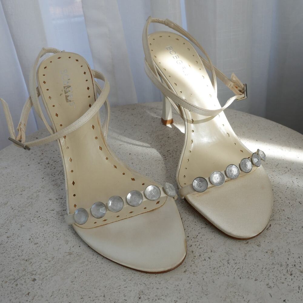 ivory strappy heels | y2k vintage bcbg ankle strap jeweled heel sandals 8 - Picture 5 of 6